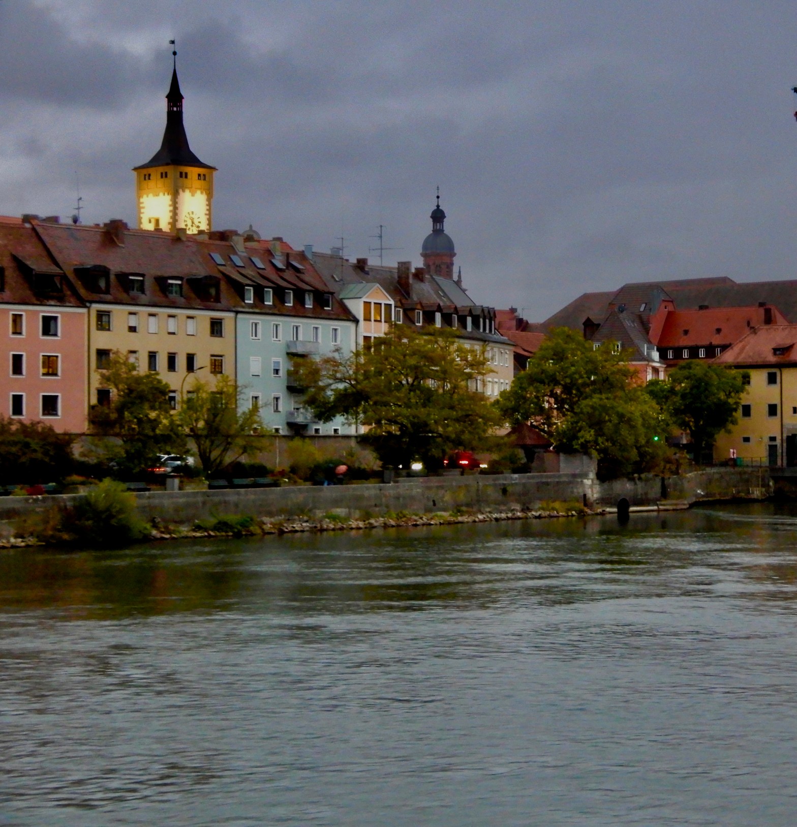 Image Of The Day • Dusk In&nbsp;Würzburg