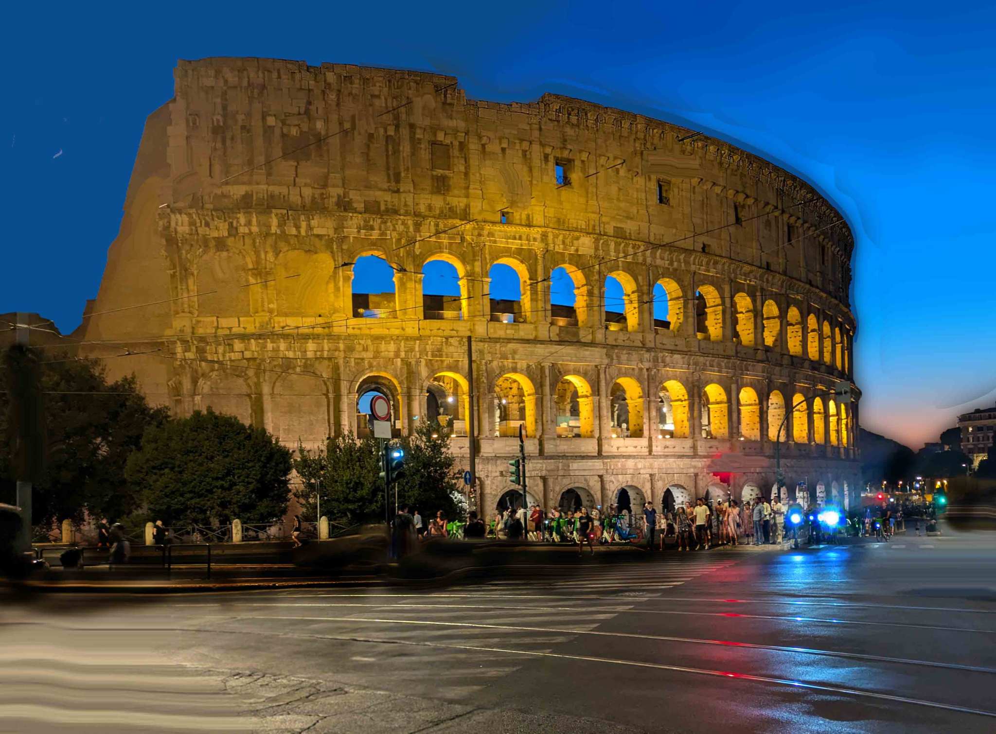 Today’s Images • The Wonder of Rome at Night – The Intentional Travelers